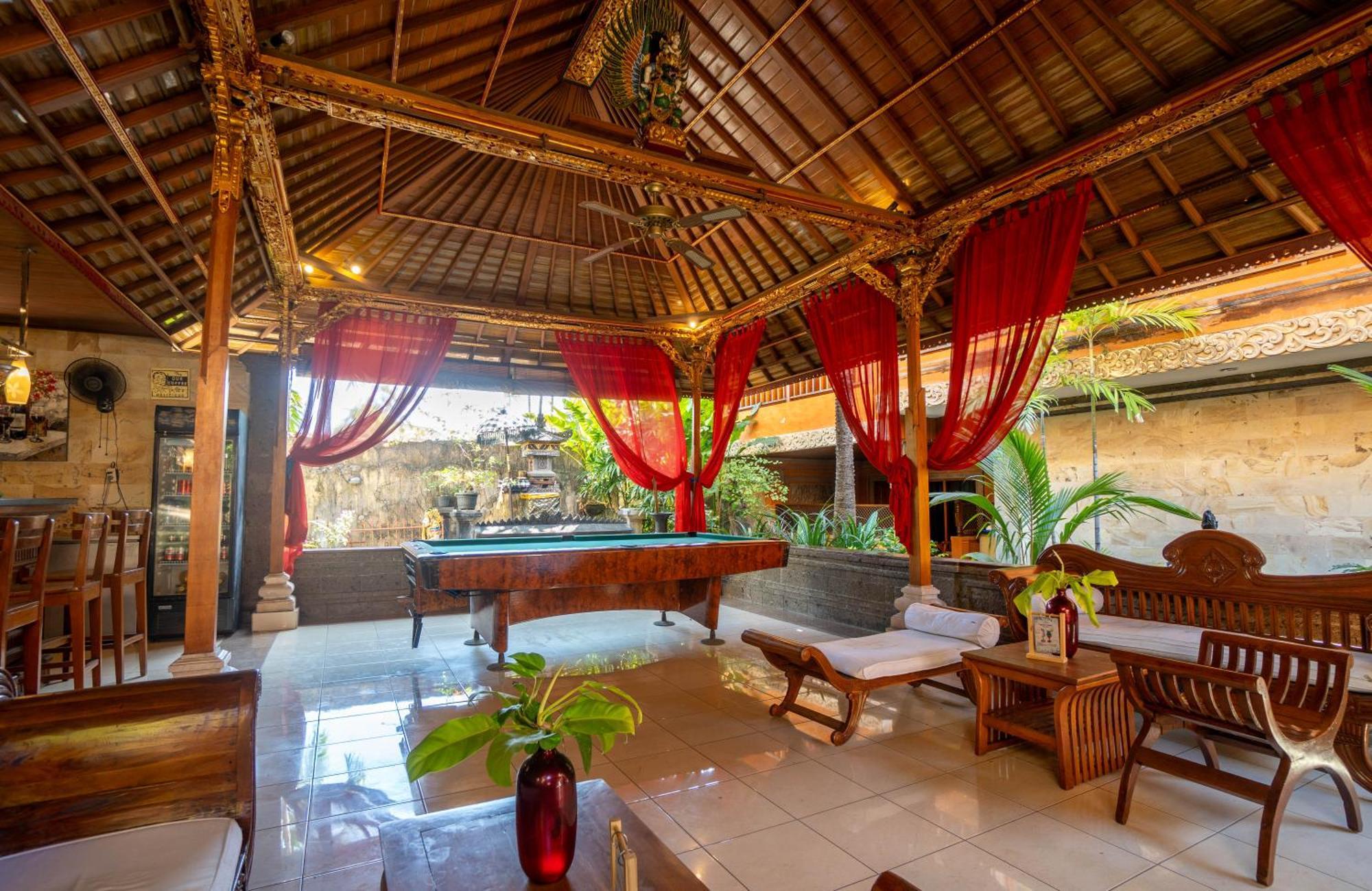 Wina Holiday Villa Kuta Lombok Eksteriør bilde