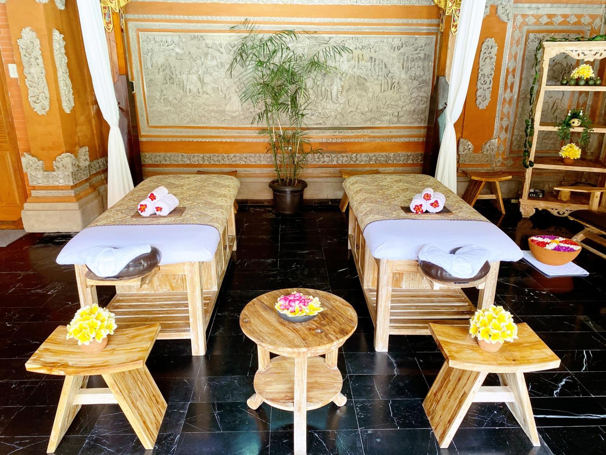 Wina Holiday Villa Kuta Lombok Eksteriør bilde